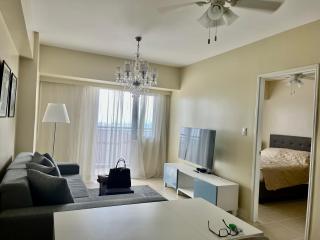 Wanderlust Getaway at Serin East Tagaytay hi-flr, balcony & own parking - Cavite - 1