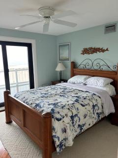 Beautiful Private Ocean Front Home - Loveladies - 4