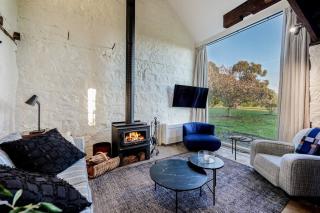 Honeysuckle Barn & Garden - Kyneton - 8