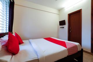 GN Collection O Near Rajajinagar Industrial Estate - Bangalore - 1