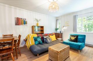 Stylish Highgate Haven Apartment - London - 4