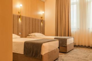 Pensiunea Floarea Soarelui Brasov - Braşov - 1