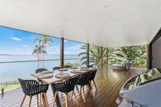 Panoramic Lakefront 6 BDRM Villa - Toukley - 8
