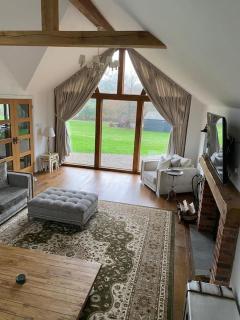 Secluded Countryside Home, Hot Tub, Onsite Pub, Pool Table, Sleeps upto 13, Perfect for a family get together - 4