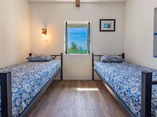 Authentic stone house on the mountain Velebit - Starigrad-Paklenica - 7