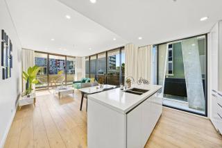 Stunning 2 Bedroom Apt at Waterloo - Sydney - 7