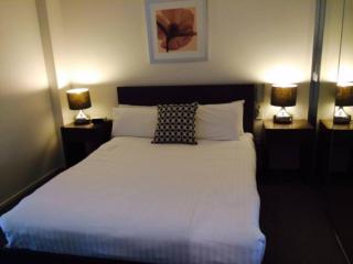 Perfectly Located Crows Nest Apartment C404 - Sydney - 1