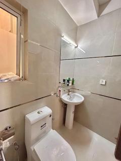 3 BR, 3 BTH, PRIME LOCATION with Luxury - 7