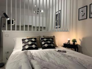 Retro Style with Nice Terrace in Modern Studio - Perugia - 8
