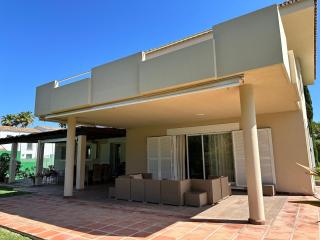 XPCE Artola Playa - Villa de Lujo con pista de padel privada y piscina - Marbella - 3