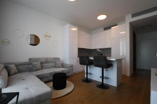 Skau White Residence in Sky Park 3 Tower 27 floor Panoramic View Free Parking - Bratislava - 7