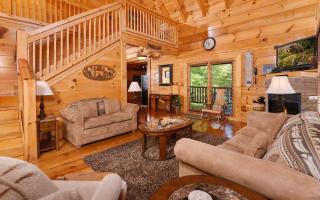 Awesome Getaway and a Theater - 3