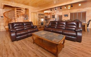 Bearfoot Lodge - Gatlinburg - 2