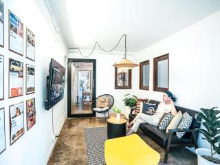Near One Nimman 1 Bedroom in TownHouse - Chiang Mai - 0