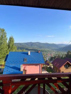 Сімейний котедж КРАЄВИД - Mykulychyn - 5