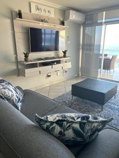 Beachfront @ Driftwood 6 Luxury Family Apartment - Ballito - 7