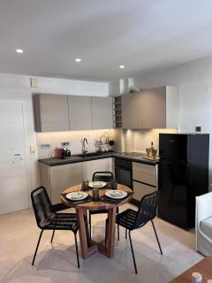 Adam's Luxury Studio - Loutraki - 9