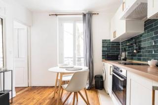 Cocoon in the heart of Batignolles | By Airnest - París - 6