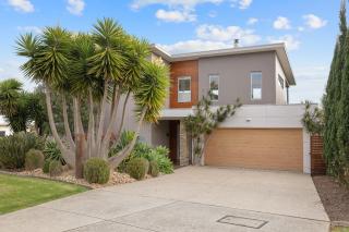 Saltwater Breeze Retreat - Cowes - 0