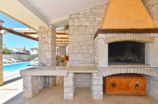 House Golubovo 2326 - Mednjan - 9