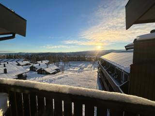 Charming Top Floor Apartment with Balcony - Beitostøl - 9