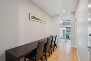 Modern Living in Pounamu - Unit 9 - Queenstown - 2