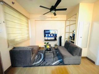 Stylish 1 BR near BGC+airport!Netflix+Dsny+50mbps - 8