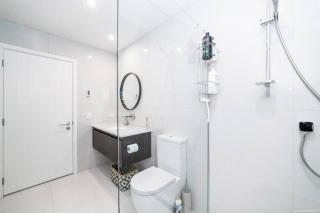 Executive Residence in Bluewater - Queenstown - 4