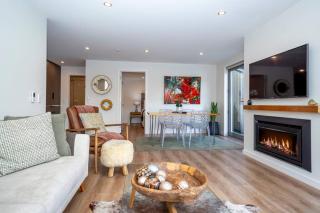 Executive Residence in Bluewater - Queenstown - 1