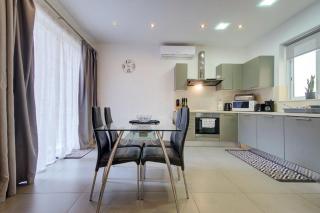 Sliema 2 Bedroom close to seafront - Sliema - 5