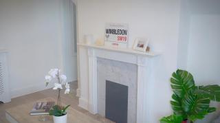 BEAUTIFUL 2 Bedroom Apartment CENTRAL Wimbledon, 2 min walk to Wimbledon Station - Londra - 1