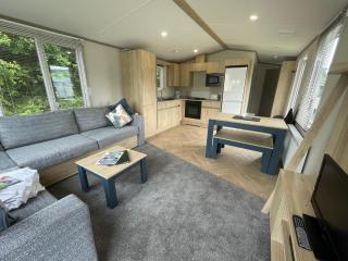 Robin Hood Caravan Park - York - 9