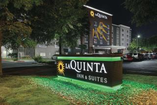 La Quinta Inn & Suites by Wyndham San Antonio Downtown - San Antonio - 9