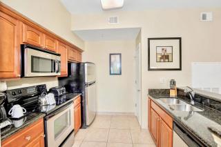 Cozy 2BR Condo Resort Spa with Pirate Pool - Kissimmee - 5