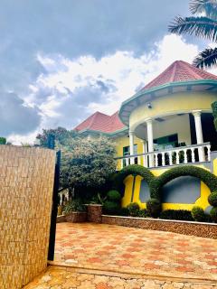 Home Stay Villa - Kigali - 1