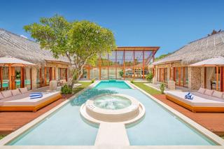 Villa Vienna - New 8BDR Jacuzzi Sauna and Cinema - Seminyak - 8