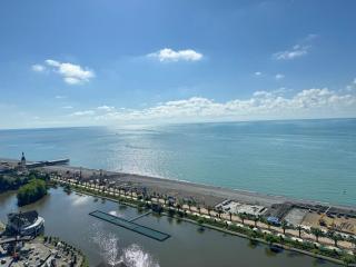 Seaview Marriott Apartment - Batoemi - 6