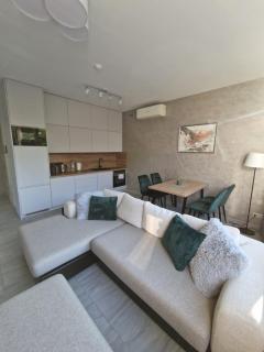 Meilės alėjos apartamentai - 1