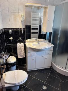 Erene Hotel - Câmpulung Moldovenesc - 1