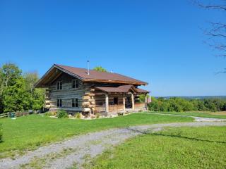 Firefly Creek Lodge - Livonia - 0