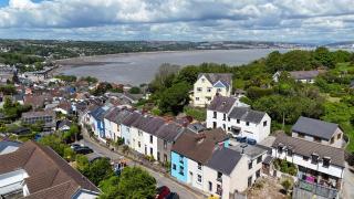 Little Gem in the Mumbles! Fishermans Cottage with Log Burner, Dog friendly and Welcome Breakfast Hamper! - 3
