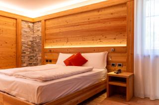 Alpen Garten Hotel Margherita - Rumo - 5