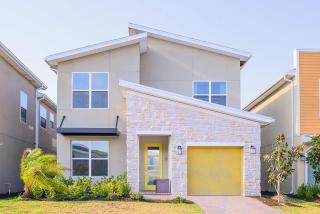 Bright & Airy 5BR Resort Home with Pool - Kissimmee - 6
