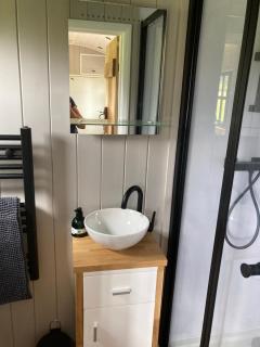 Owls Retreat, Meadowview House - Stoke on Trent - 4