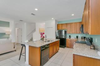 Modern 6BR Home - Pool Games BBQ - Near Disney - 1