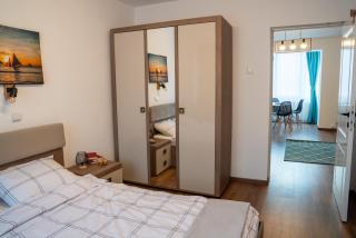Illy's Boutique Apartment - Braşov - 3