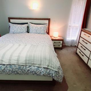 Entire house 4 beds and close to airport public amenities - Auckland - 0