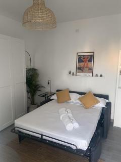 Xenia Apartments - Fashion Week Studio near Navigli - Milan - 8