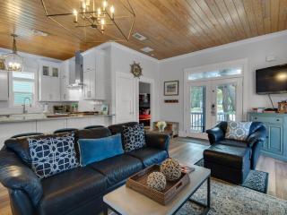 Hemingways Hideout by Newman-Dailey - 3