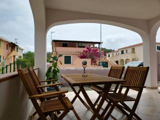 House Aenjoy - Appartamento con veranda a pochi minuti da Cala Liberotto - Cala Liberotto - 1